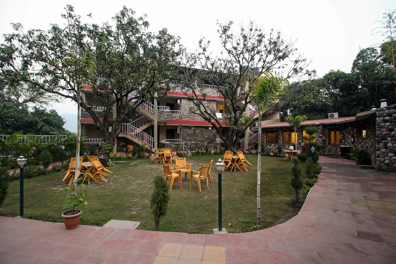 V Resorts Dukes Den Resort Рамнаґар Екстер'єр фото